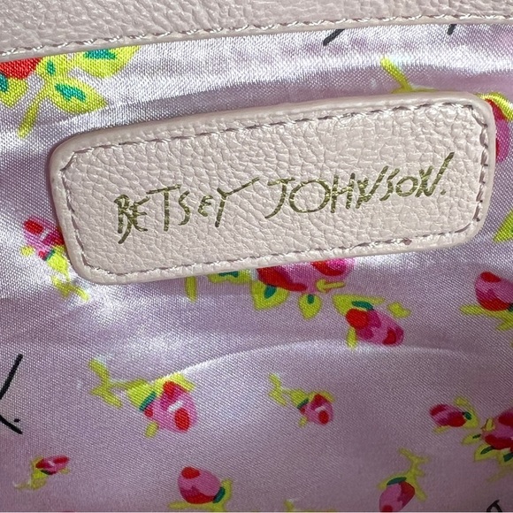 Betsey Johnson Quilted Heart Stripes Bow  Large Carry On Weekender Travel Bag - Picture 4 of 15